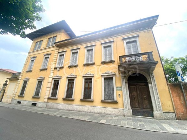 casa indipendente in vendita a Rovato