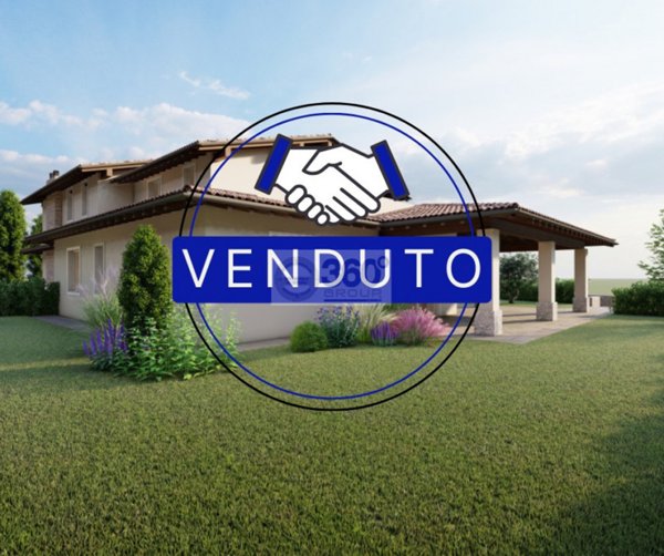 casa indipendente in vendita a Rovato