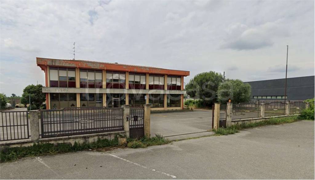 negozio in vendita a Rovato