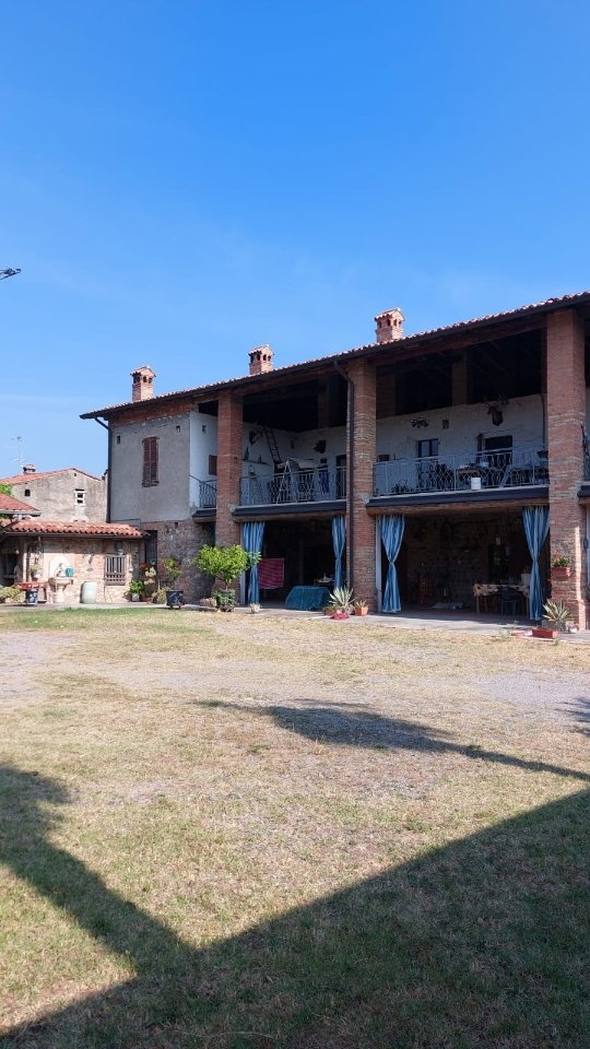 casale in vendita a Rovato