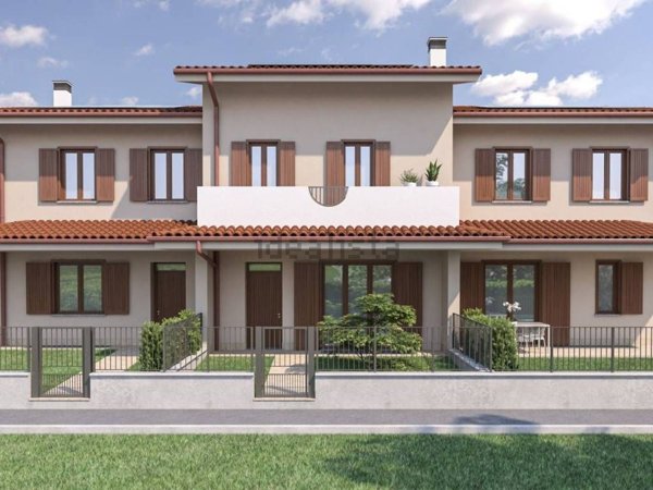 casa indipendente in vendita a Rovato