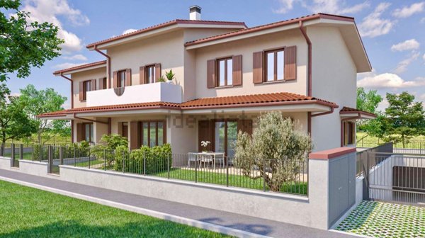 casa indipendente in vendita a Rovato