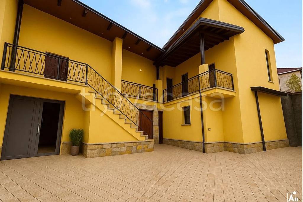 casa indipendente in vendita a Rovato