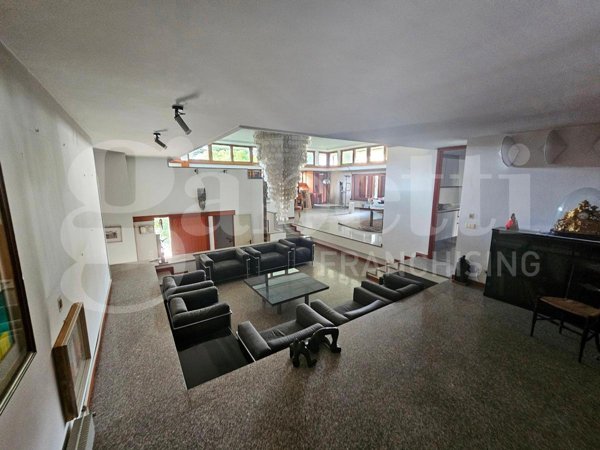 casa indipendente in vendita a Rovato