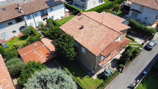 casa indipendente in vendita a Rovato