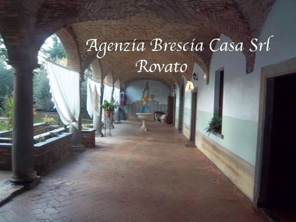 casa indipendente in vendita a Rovato