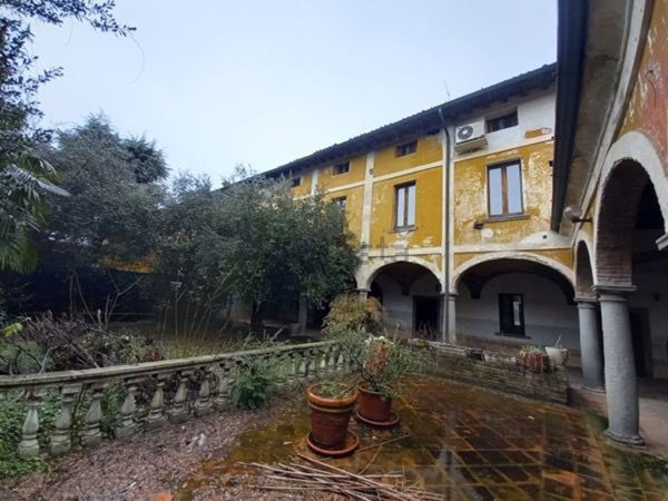 casa indipendente in vendita a Rovato