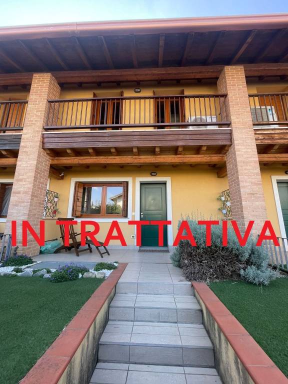 casa indipendente in vendita a Rovato