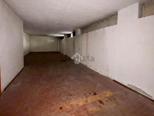 locale di sgombero in vendita a Rovato