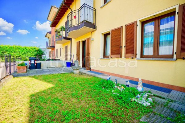 appartamento in vendita a Rovato in zona Lodetto