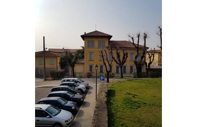 intera palazzina in vendita a Rovato