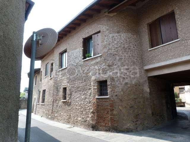 appartamento in vendita a Rovato