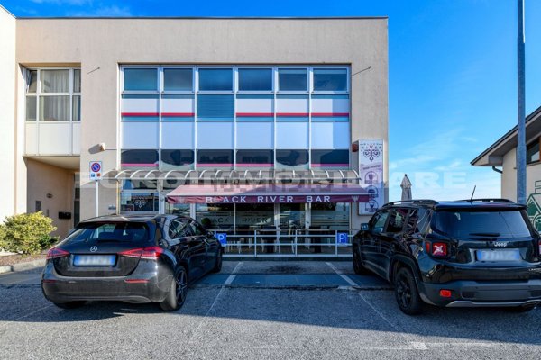 negozio in vendita a Rovato