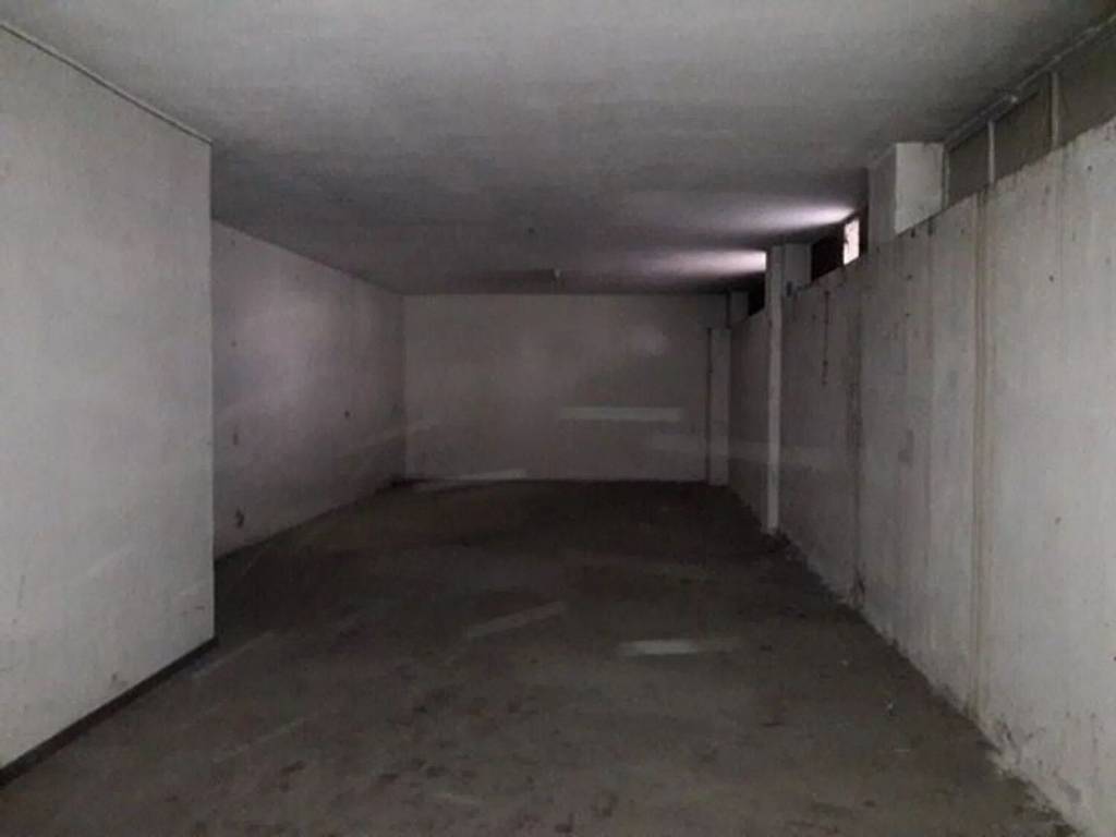 locale di sgombero in vendita a Rovato