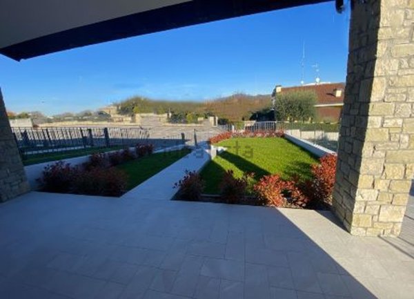 casa indipendente in vendita a Rovato