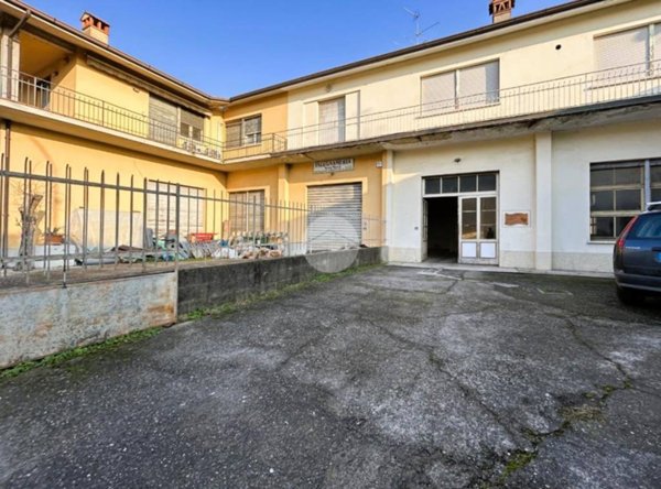 casa indipendente in vendita a Rovato in zona San Giorgio