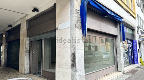 negozio in vendita a Rovato