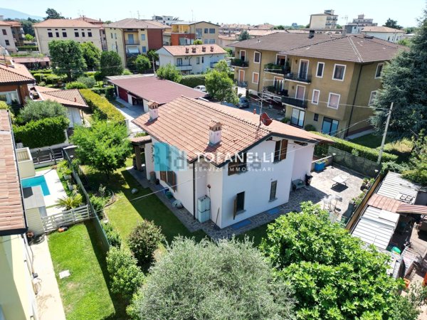 casa indipendente in vendita a Rovato