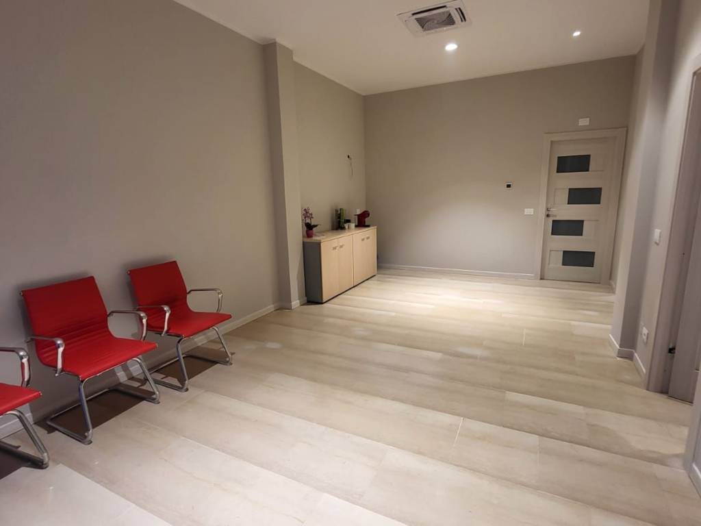 negozio in vendita a Rovato