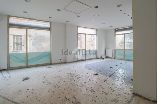 negozio in vendita a Rovato