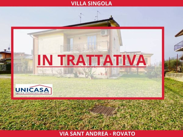 casa indipendente in vendita a Rovato in zona Sant'Andrea