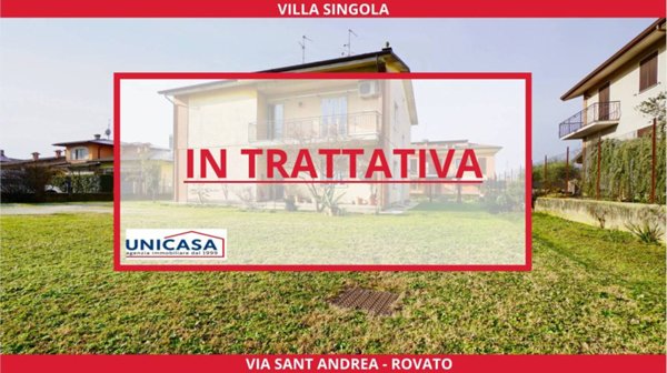 casa indipendente in vendita a Rovato in zona Sant'Andrea