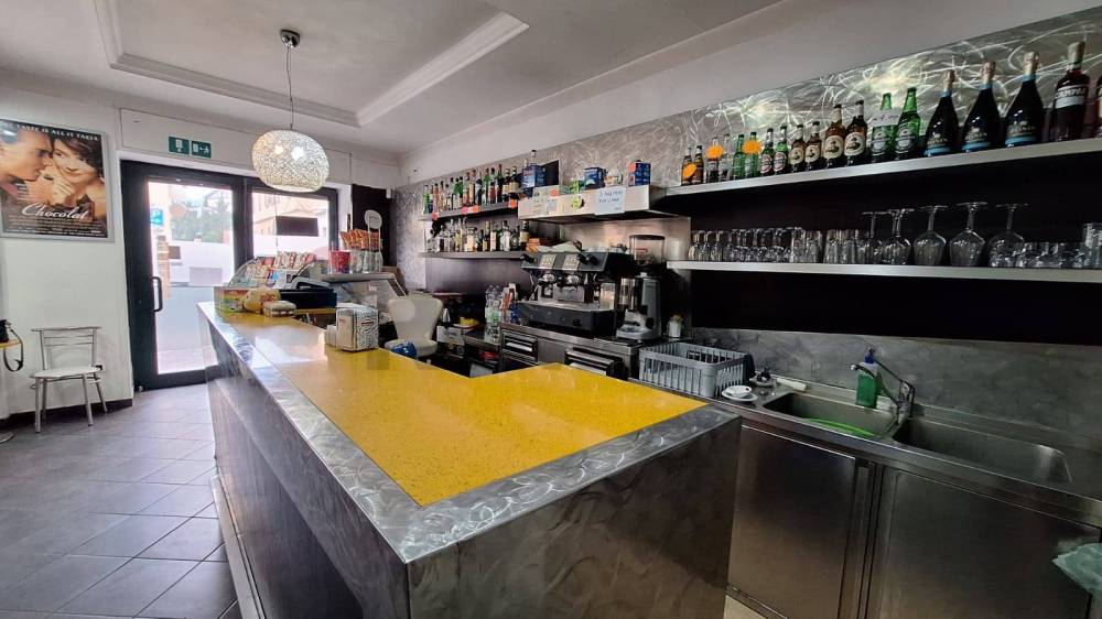 negozio in vendita a Rovato