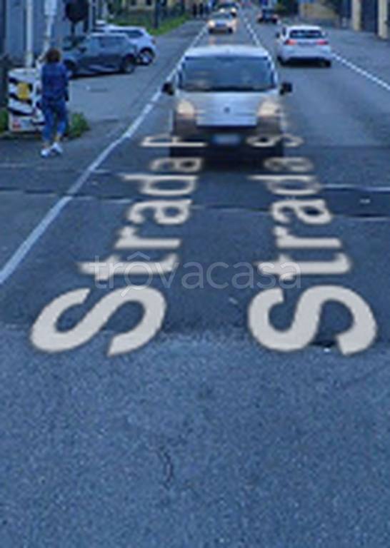 negozio in vendita a Rovato