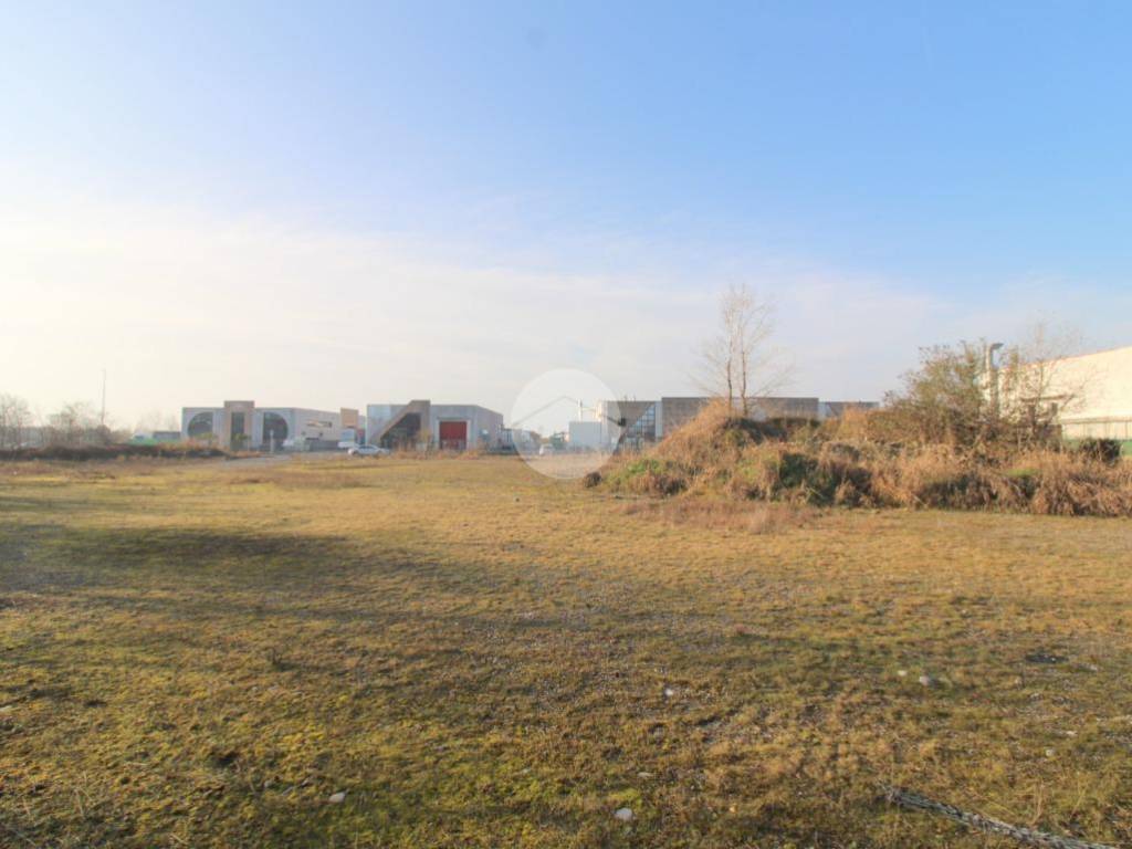 terreno edificabile in vendita a Rovato