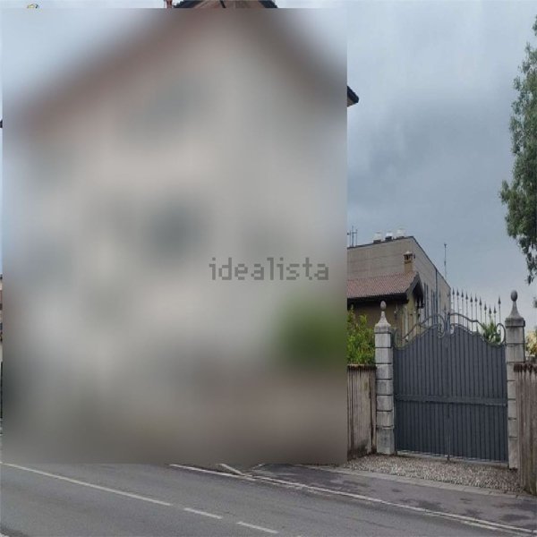 casa indipendente in vendita a Rovato