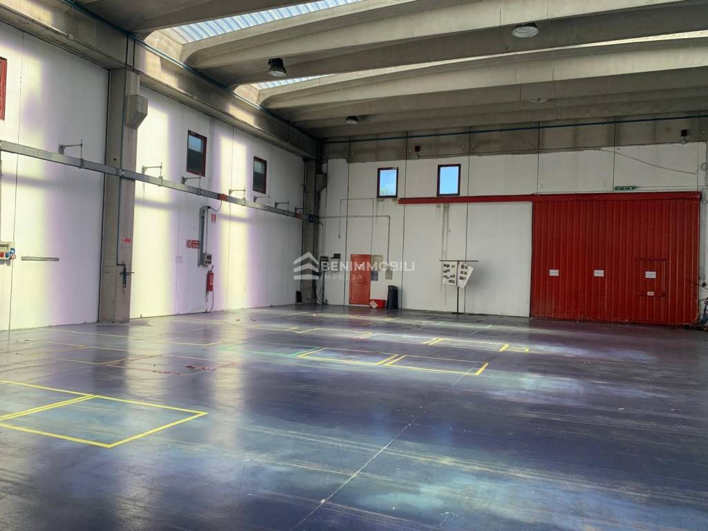 capannone in vendita a Rovato