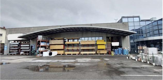 negozio in vendita a Rovato