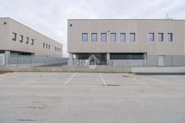 capannone in vendita a Rovato