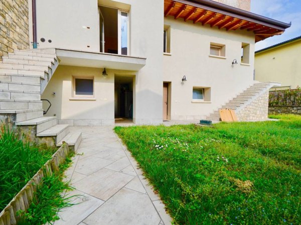 appartamento in vendita a Rovato