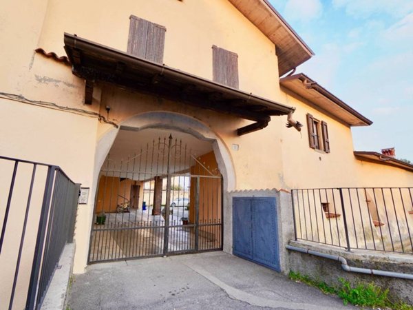 appartamento in vendita a Rovato