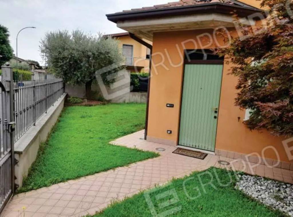 appartamento in vendita a Rovato