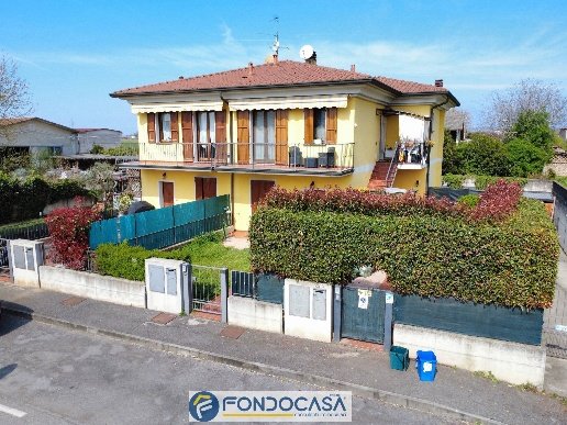 appartamento in vendita a Rovato