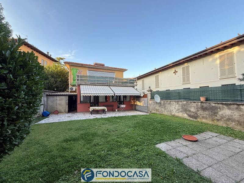 casa indipendente in vendita a Rovato