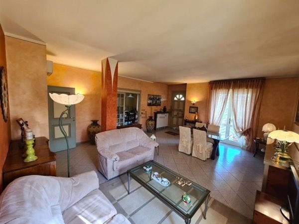 casa indipendente in vendita a Rovato