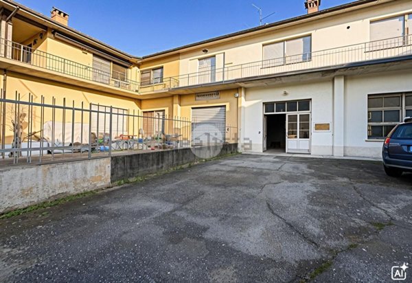 appartamento in vendita a Rovato in zona San Giorgio