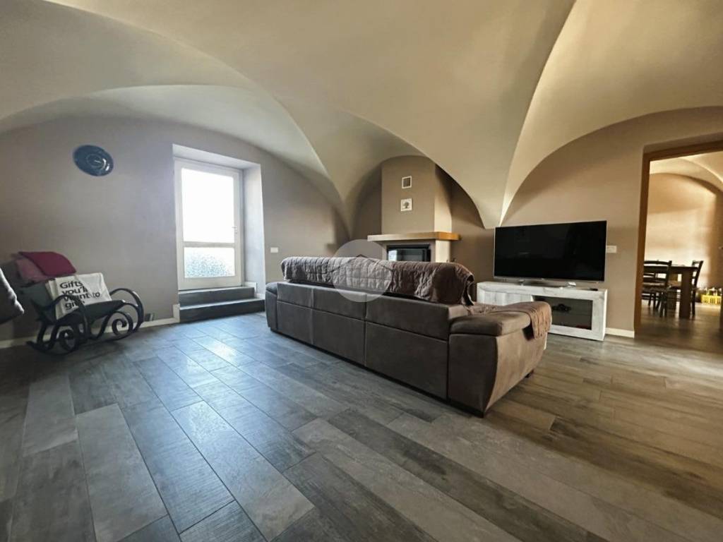 casa indipendente in vendita a Rovato in zona San Giorgio
