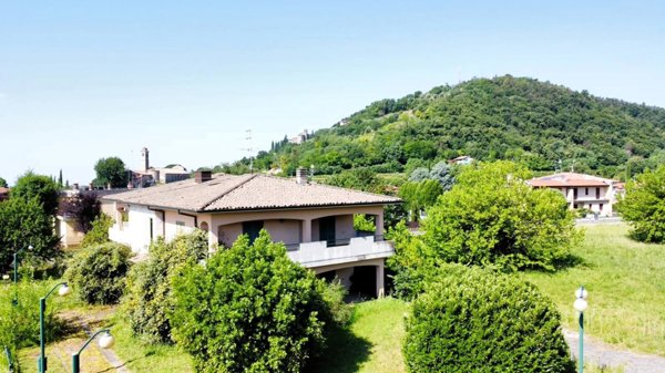 casa indipendente in vendita a Rovato