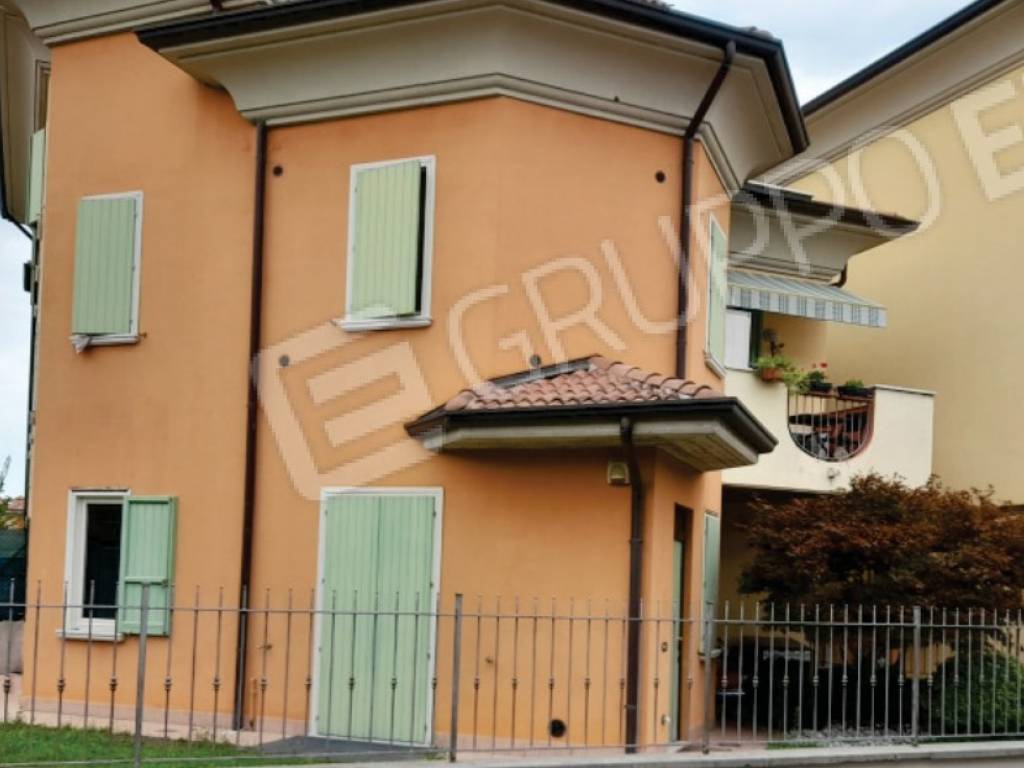 appartamento in vendita a Rovato