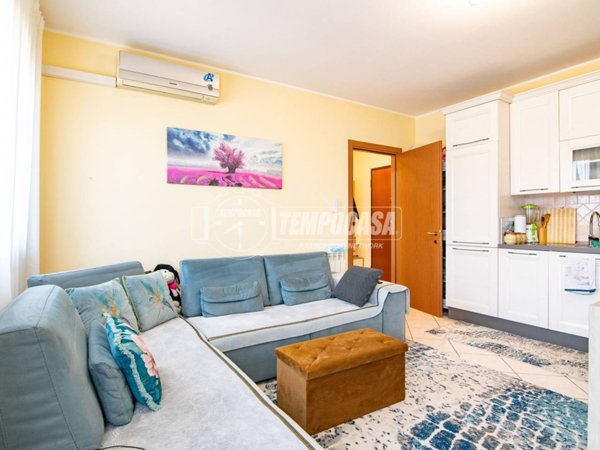 appartamento in vendita a Rovato in zona Sant'Andrea