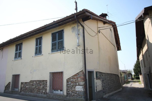 casale in vendita a Rovato in zona Lodetto