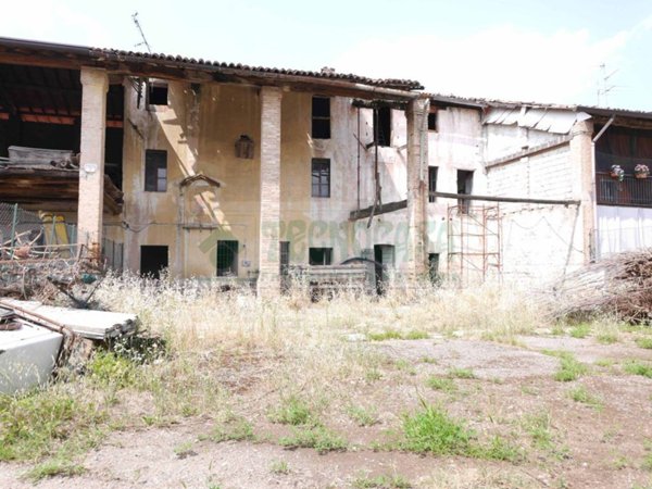 casa indipendente in vendita a Rudiano