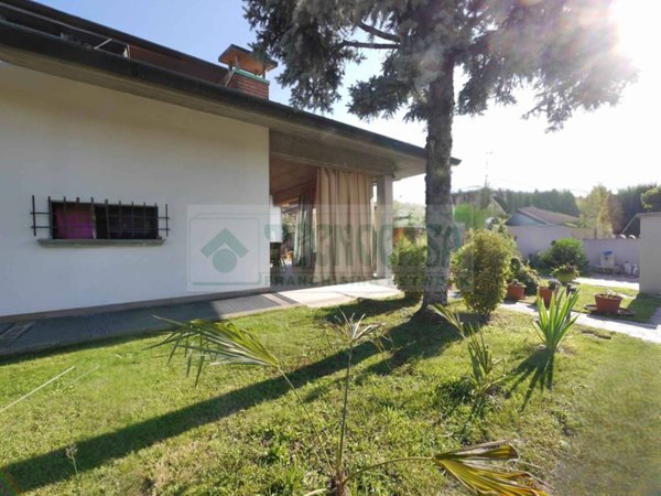 casa indipendente in vendita a Rudiano