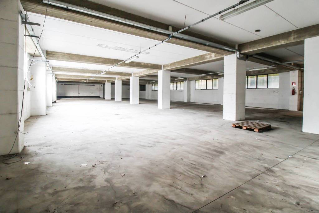 capannone in vendita a Rudiano