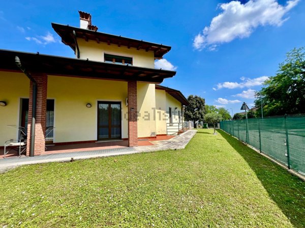 casa indipendente in vendita a Rudiano