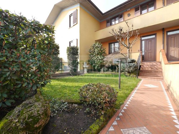 casa indipendente in vendita a Rudiano